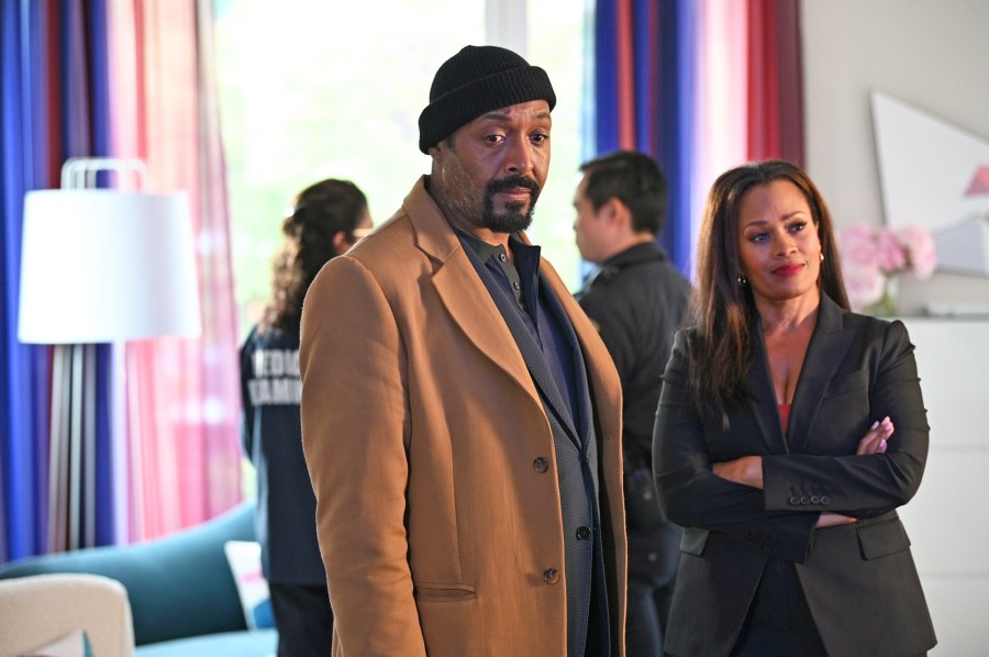 The Irrational Jesse L Martin Reacts to Reading Thirsty Comments