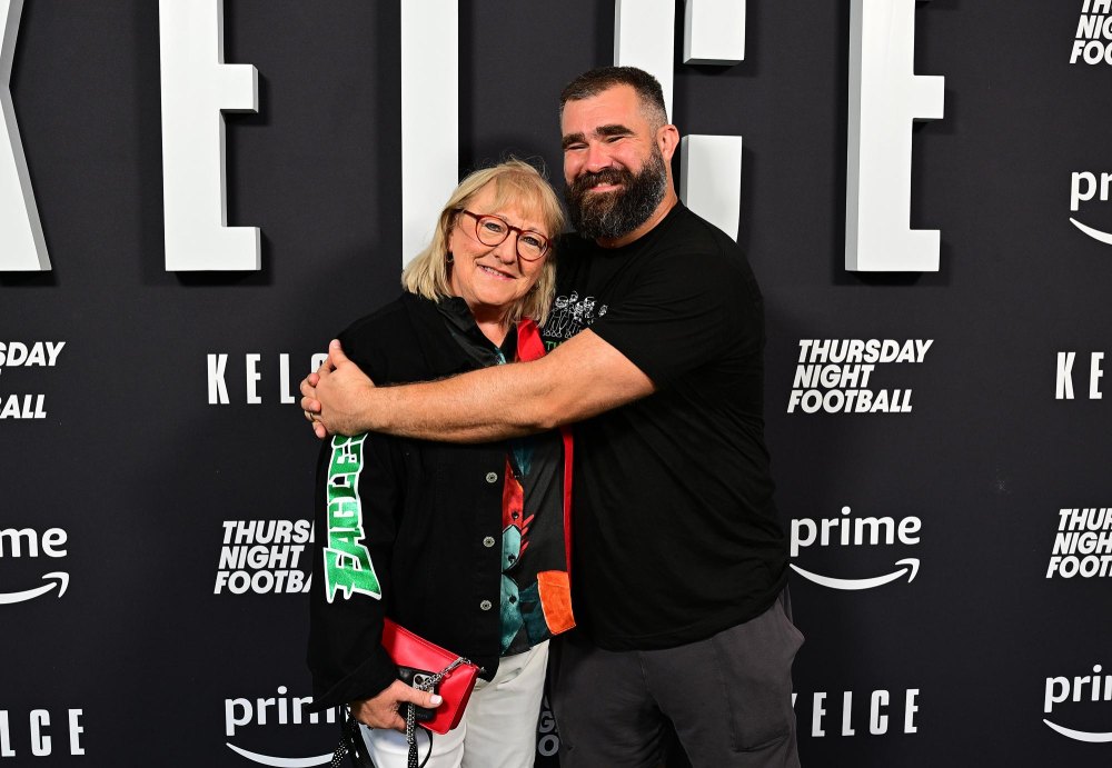 Travis Kelce Supports Brother Jason Kelce Attends Eagles Playoff Game in Tampa 682