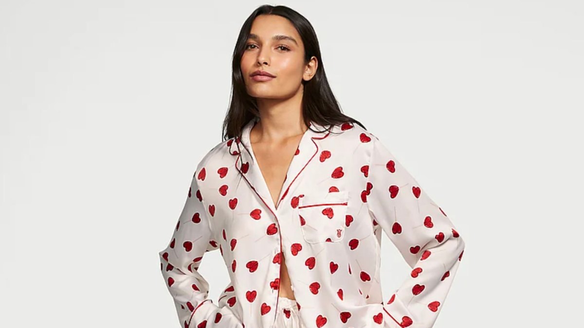 17 Victoria's Secret Items to Feel Your Best This Valentine's Day