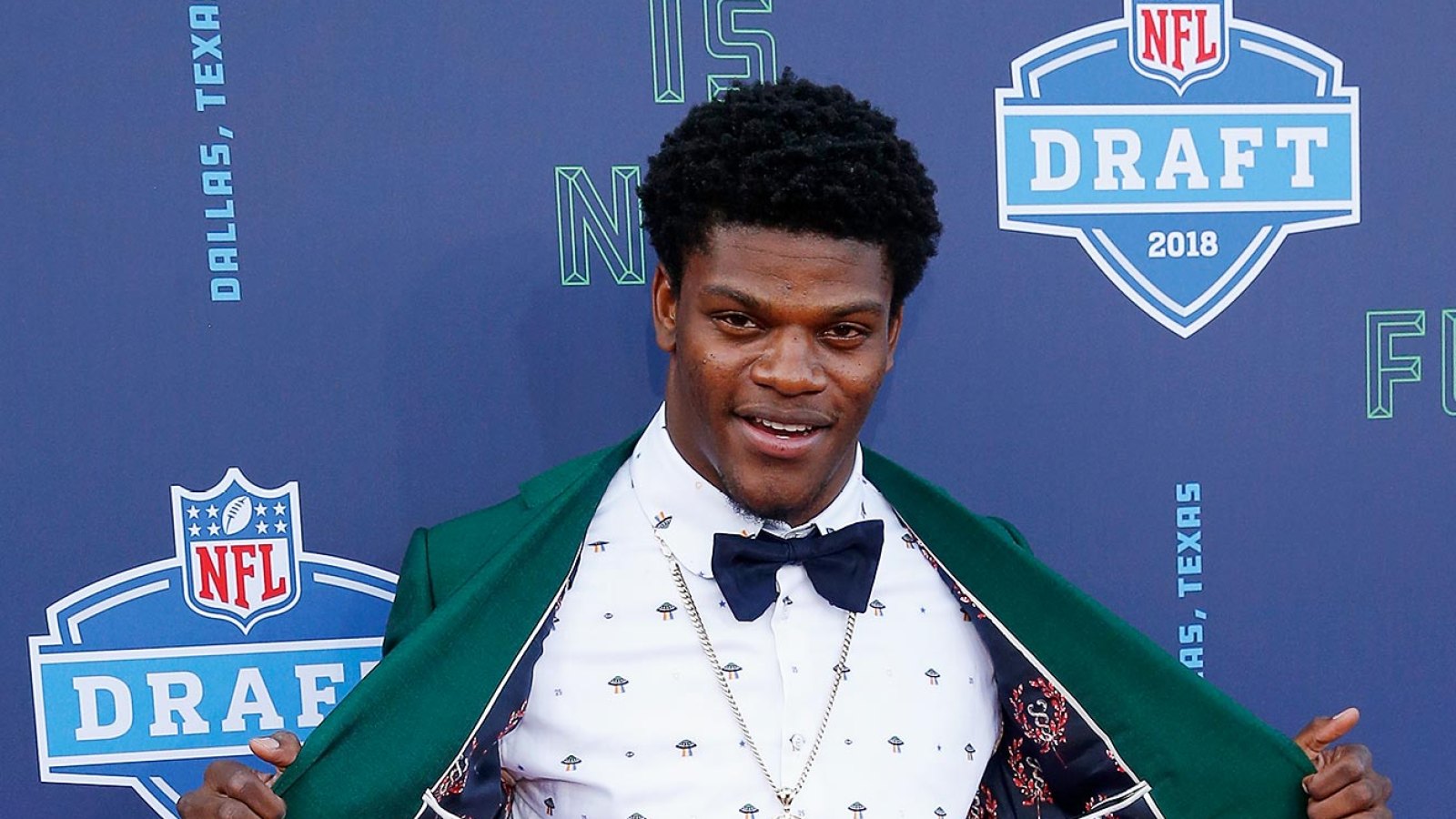 What We Know About Baltimore Ravens Quarterback Lamar Jackson s Love Life- Potential Girlfriend and More 034