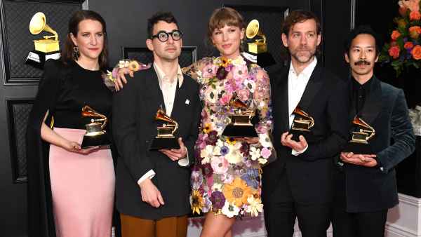 63rd Annual GRAMMY Awards – Media Room, Laura Sisk and Taylor Swift