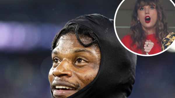 Baltimore Ravens Troll Taylor Swift and Chiefs Fans With Swag Surfing Touchdown Dance