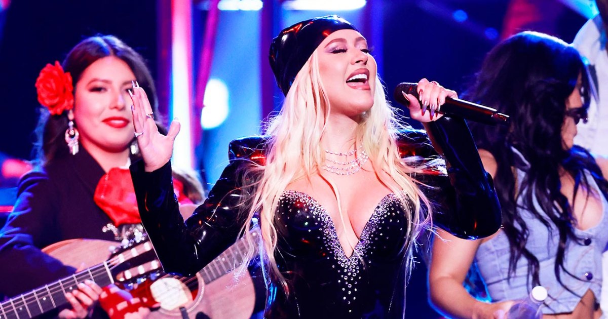 feature Christina Aguilera Postpones Las Vegas Shows Due to Illness
