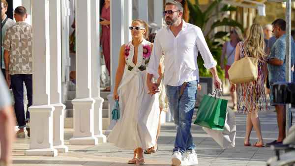 Jennifer Lopez and Ben Affleck in St Barts on December 29, 2023.