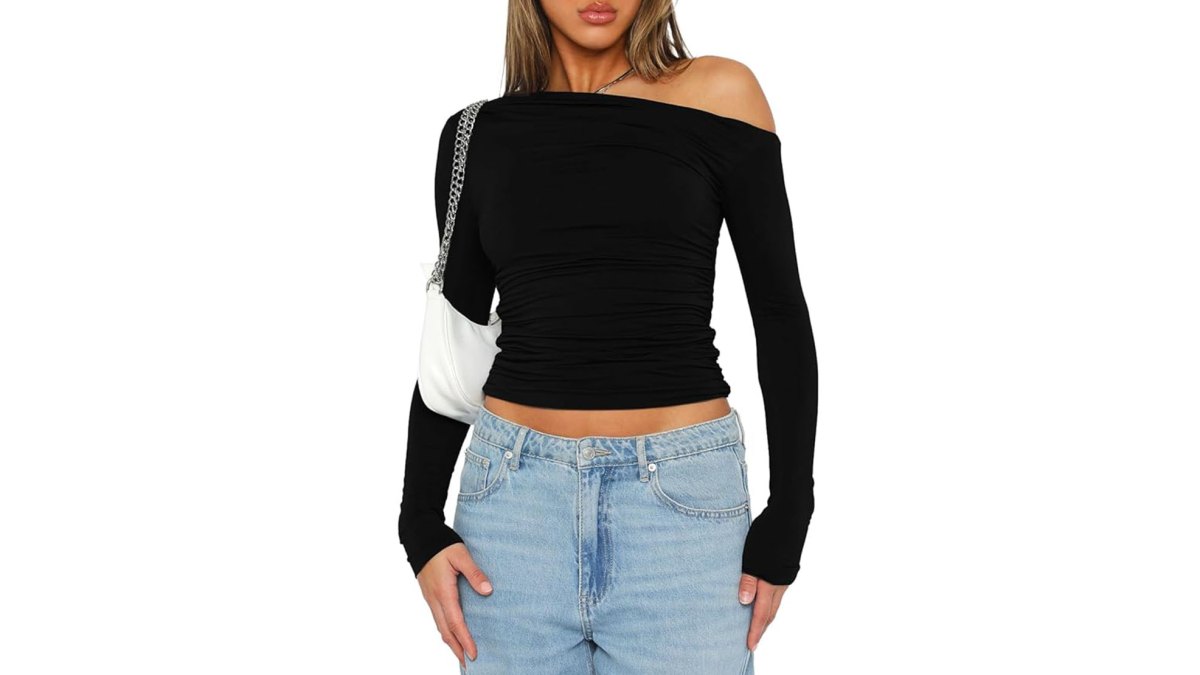 ruched long-sleeve top