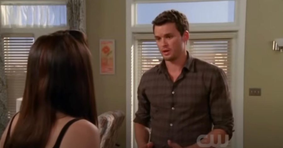 Sophia Bush Crushed Hilarie Burtons Dreams of Dating One Tree Hill Costar Austin Nichols