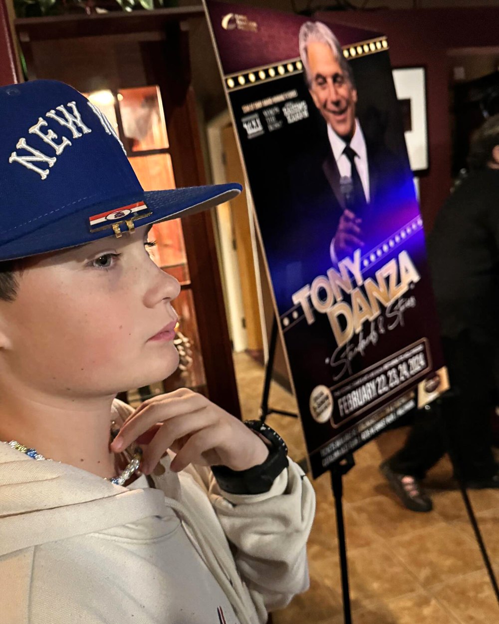 Alyssa Milano takes her son to see 'TV Dad' Tony Danza: 'Tonight was very special for me'