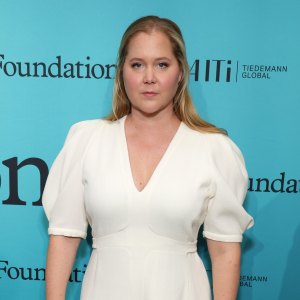 Amy Schumer Explains Why She Thinks She s a Constant Internet Target