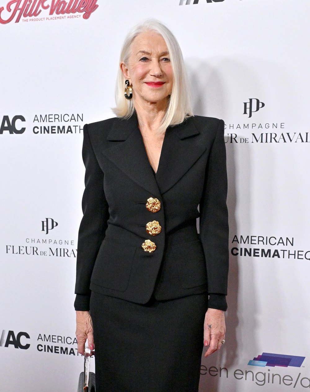 Barbie Narrator Helen Mirren Says Greta Gerwig and Margot Robbie Shouldn t Sweat Oscars Snubs 331