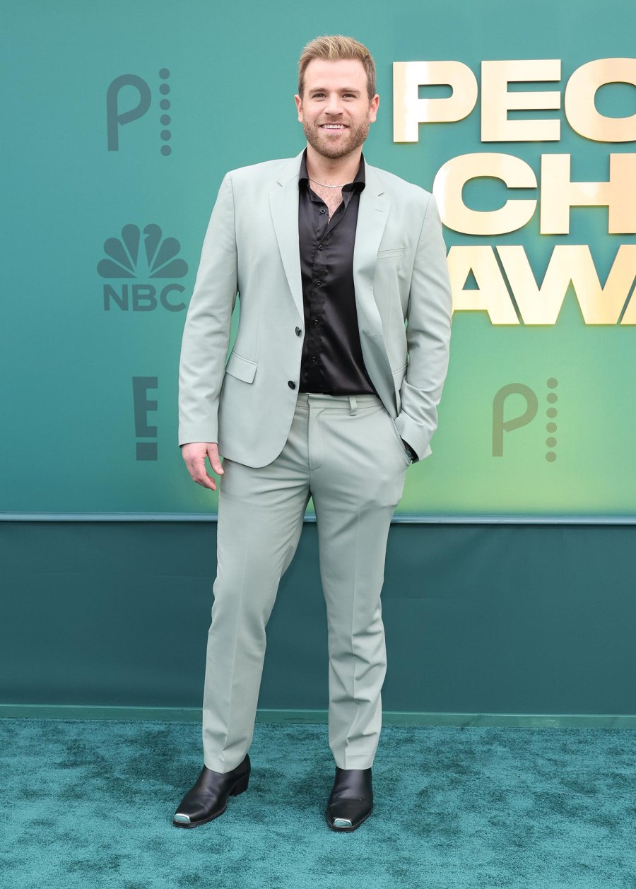 Best Dressed Men at the Peoples Choice Awards Lenny Kravitz Tom Hiddleston Simu Liu and More