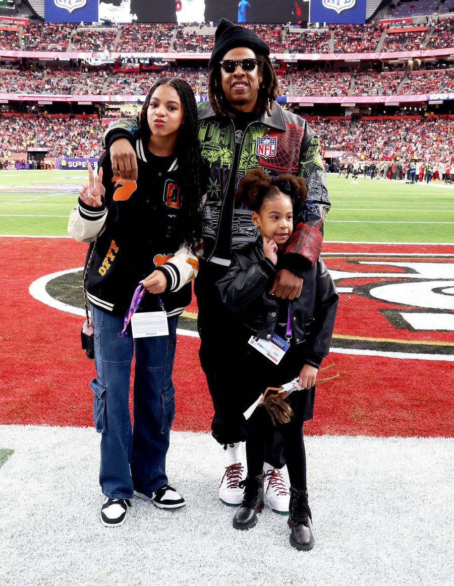 Beyonce and JayZs Daughters Look All Grown Up at the Super Bowl