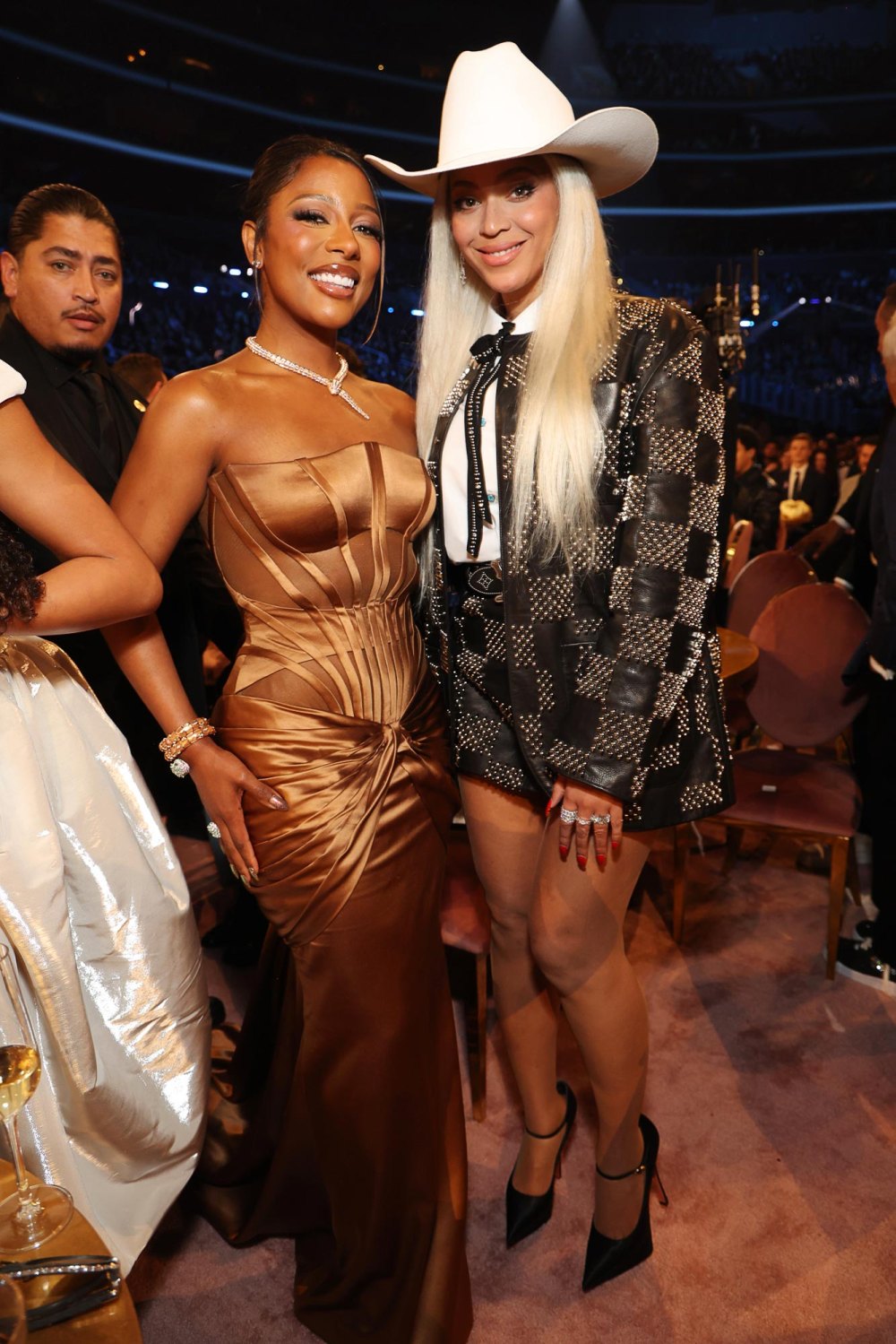 Beyonce s Grammys 2024 Look 720 Victoria Monet and BeyoncE