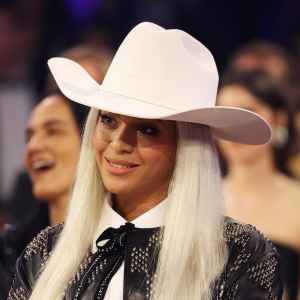 Beyonce s Grammys 2024 Look 722