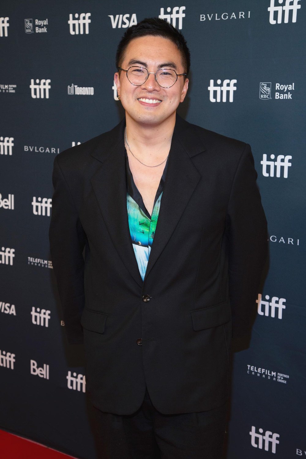Bowen Yang Reacts to Nikki Haleys Saturday Night Live Cameo With Shady Photo