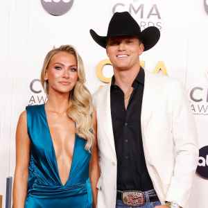 Country Star Parker McCollum and Wife Hallie Ray Light Expecting First Baby God s Little Blessing 872