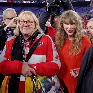 Donna Kelce Says Sharing Taylor Swift Photo Wasnt Calculated