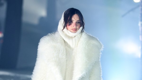 Emrata Runway Gallery Update 2724