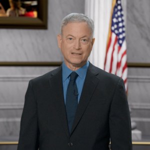 Gary Sinise Reveals 33 Year Old Son Mac Died After Rare Cancer Battle We Are Heartbroken 083