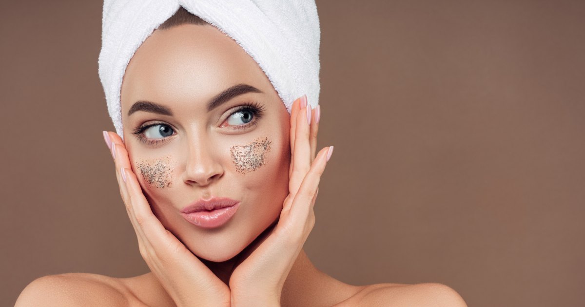 This Facial Peel May Dramatically Improve Your Complexion With Every Use This Facial Peel May Dramatically Improve Your Complexion With Every Use