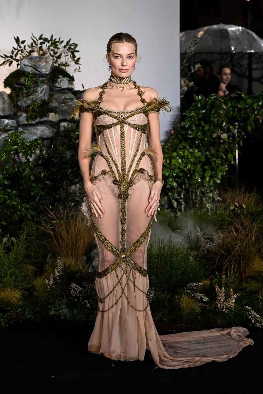 : Margot Robbie’s Show-Stopping Red Carpet Style Includes Naked Dresses, Bejeweled Looks and More