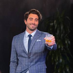How Does Joey Graziadei s Unprecedented Season of The Bachelor End 4 Theories About the Final Rose 707