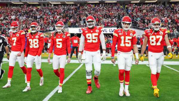 Kansas City Chiefs Launch KCStrong Fund to Support Shooting Victims