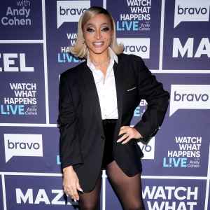Karen Huger Hops on the Pantless Trend on Watch What Happens Live 2