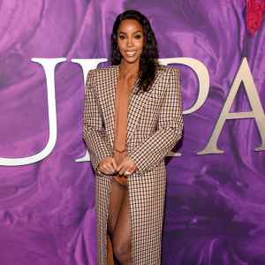 Kelly Rowland Pantsless
