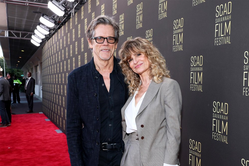 Kevin Bacon and Kyra Sedgwick Sing Beyonces Texas Hold Em to Pigs and Ponies