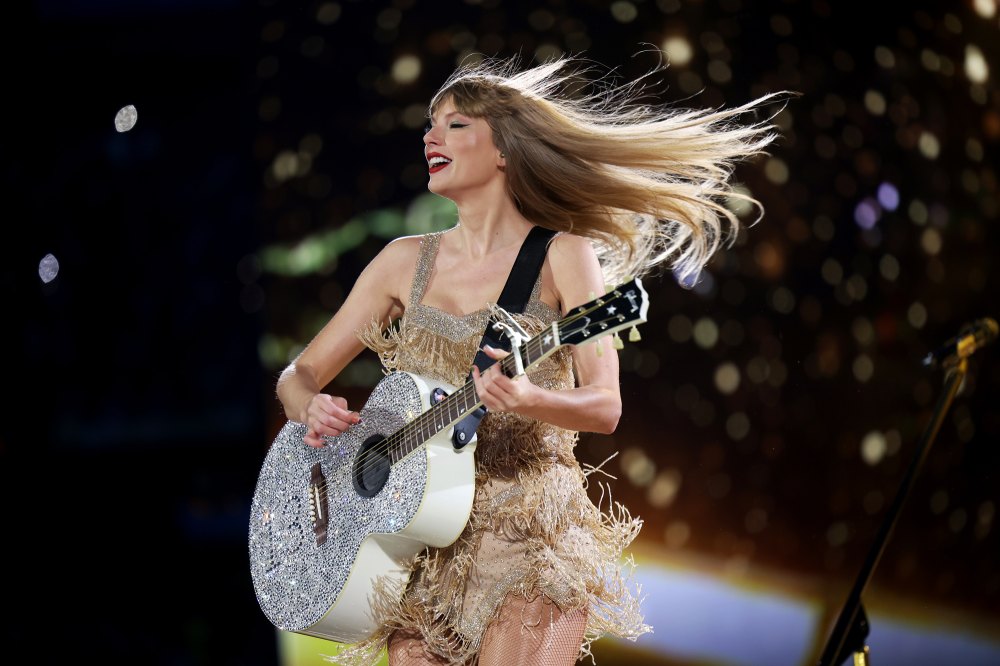 Rock and Roll Hall of Fame Teases Taylor Swift