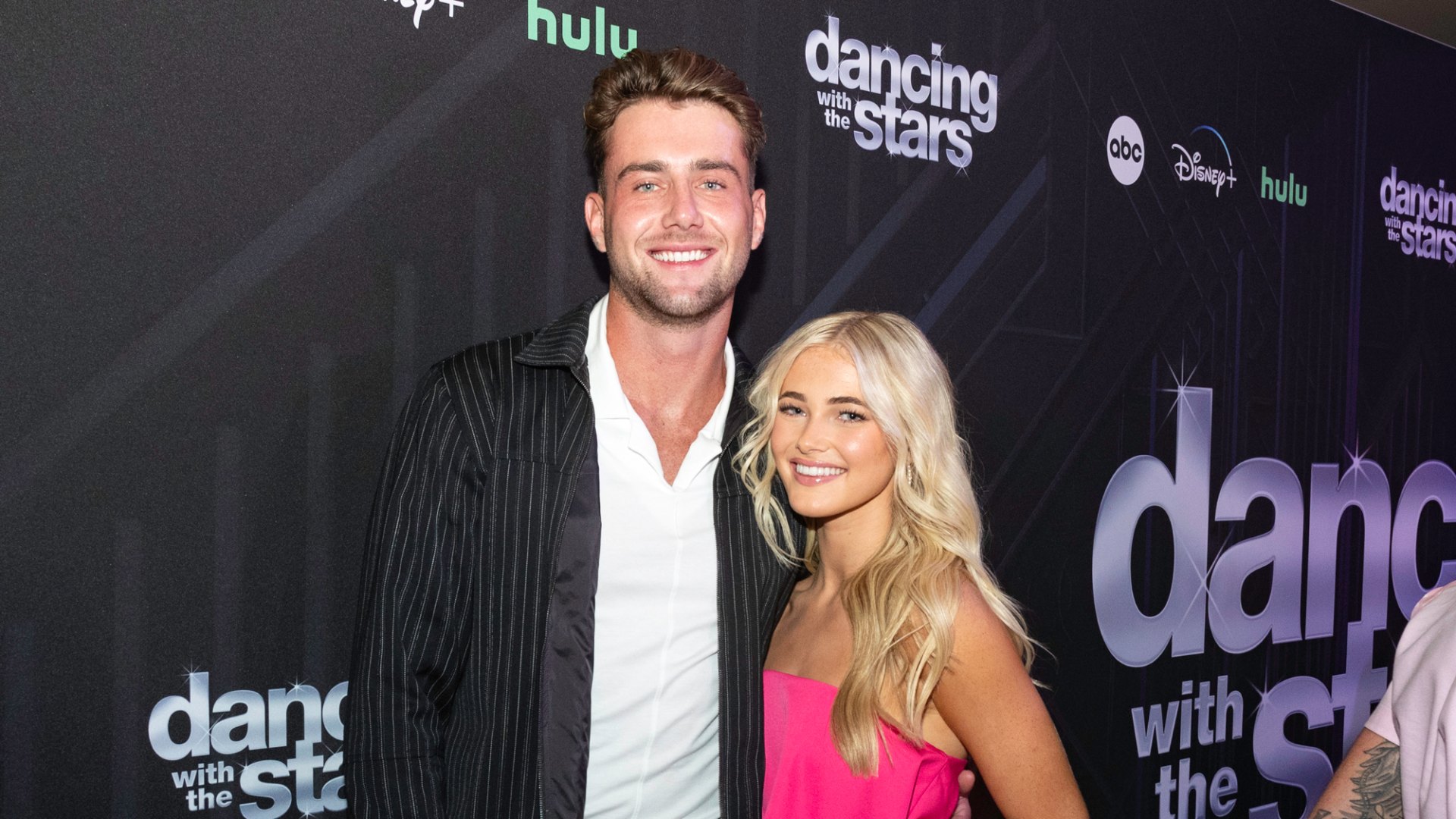 Rylee Arnold, Harry Jowsey Reunite for ‘Dancing With the Stars’ Tour