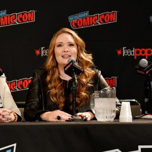 Sarah J Maas ACOTAR Show Is Still in the Works at Hulu