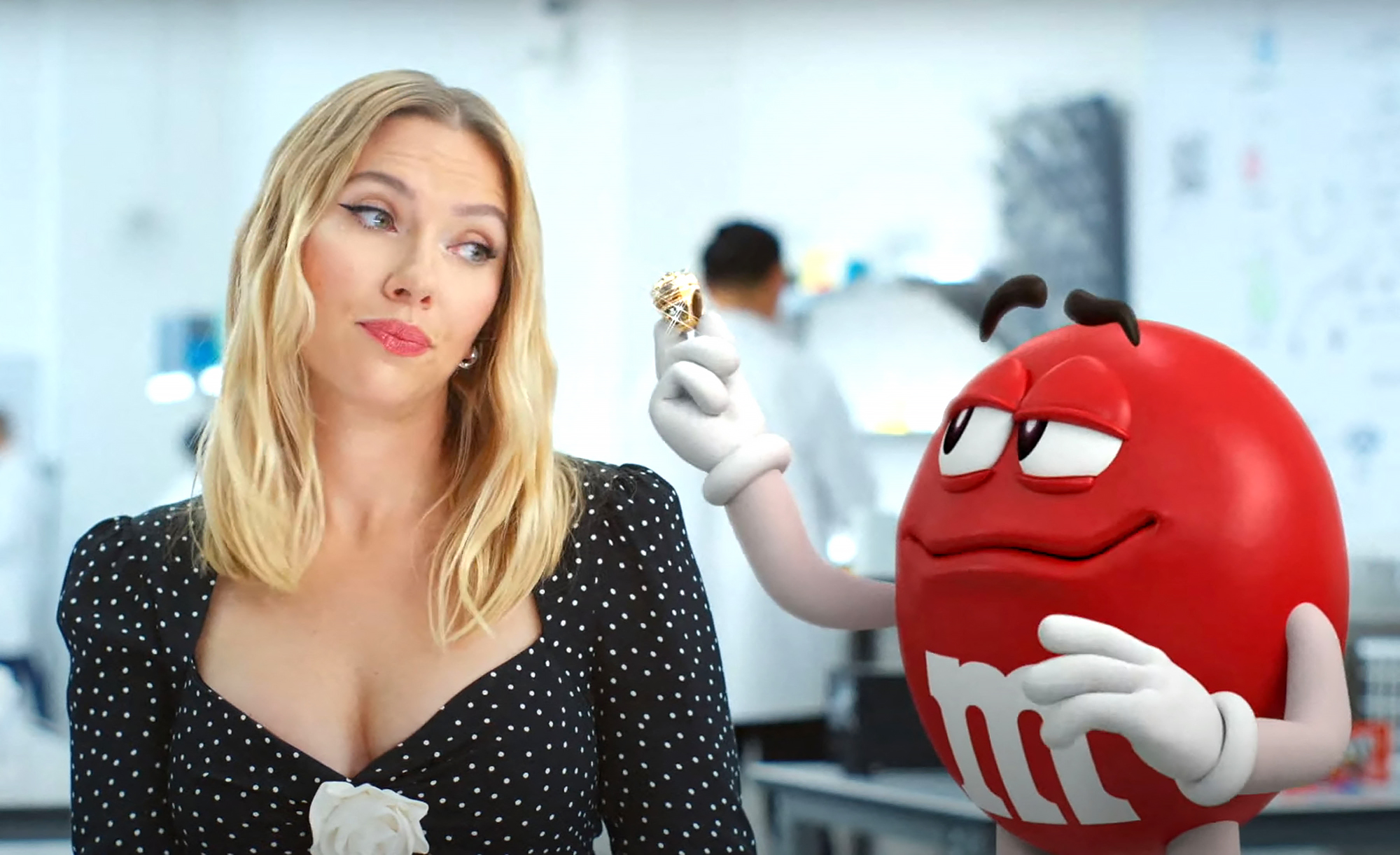 Ben Affleck Pokes Fun at His 'Bored' Grammys Face in Super Bowl Ad