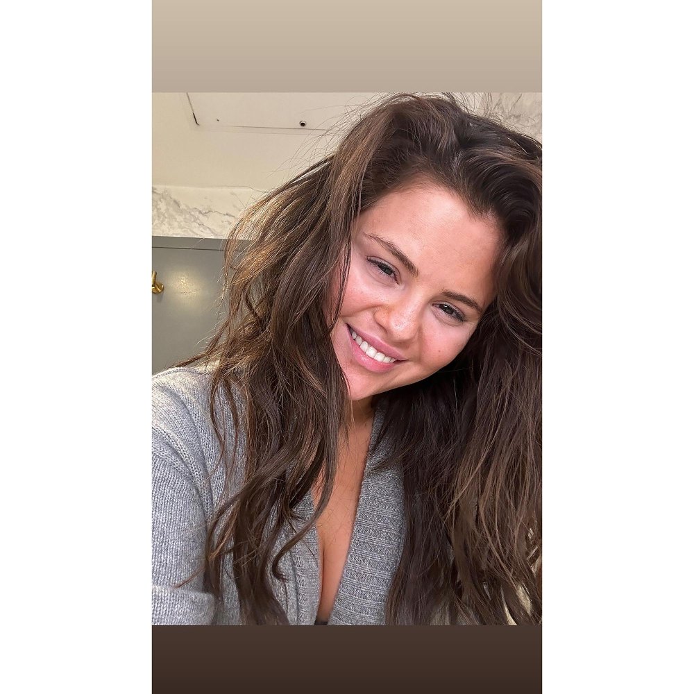 Selena Gomez Shares Makeup Free Selfie Instagram