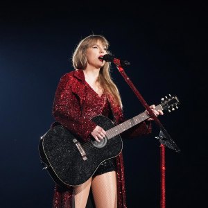 Taylor Swift Says She Wrote Latest Eras Tour Surprise Song The Outside When She Was 12
