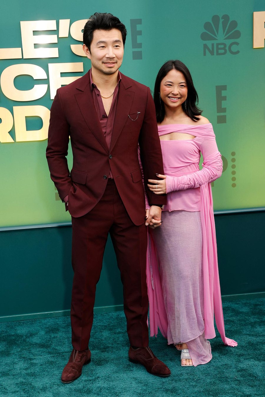 The Hottest Couples at the 2024 People s Choice Awards 578 Simu Liu and his partner Allison Hsu