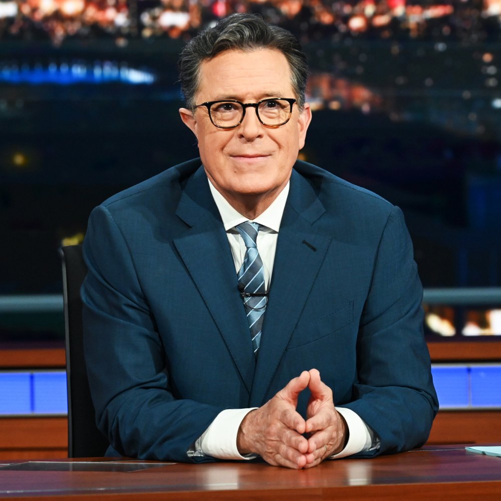 Stephen Colbert recibe una ovación de pie en los Emmy 2025 tras su ...