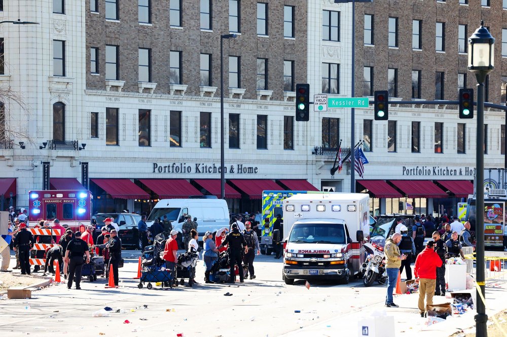 Travis Kelce Spotted Outside KC Restaurant After Super Bowl Parade Shooting 3