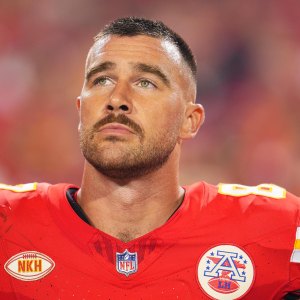 Travis Kelce s Charity Donates 100K to Shooting Victim 486