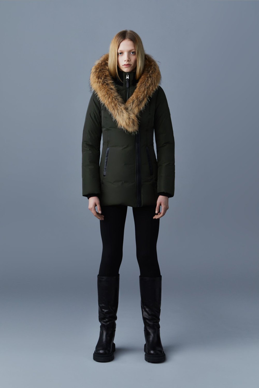 Mackage Adali down jacket with characteristic Mackage collar made of natural fur