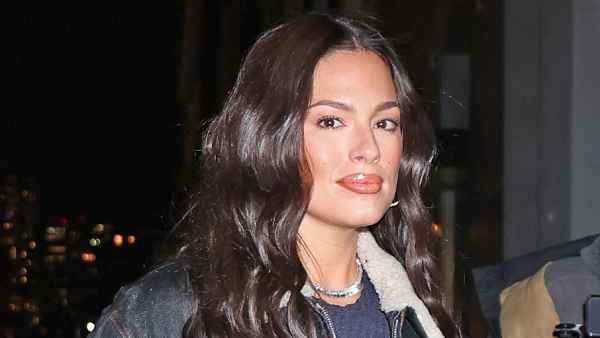 ashley-graham-leather-jacket