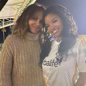 Halle Berry and Halle Bailey Pose Together in Sweet Snap