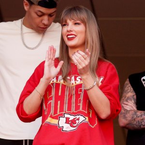 Taylor Swift Reportedly Starts Her Journey to the 2024 Super Bowl Rushed to Private Jet