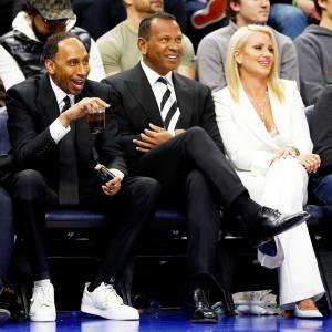 Alex Rodriguez Explains Why His Viral Tan Looks Dark
