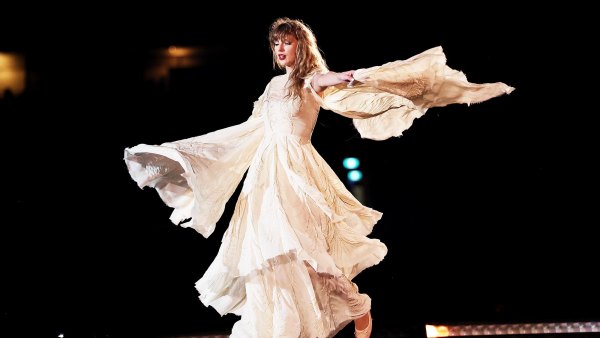 Why Fans Think Taylor Swifts The Tortured Poets Department May Resemble 5 Stages of Grief