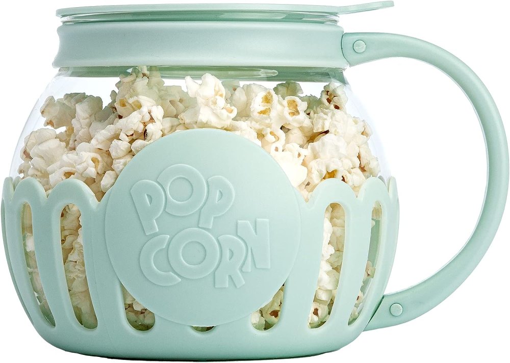 popcorn popper | best gifts for friends with February birthdays