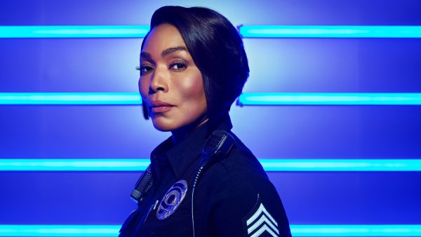 9-1-1 Recap Angela Bassett References