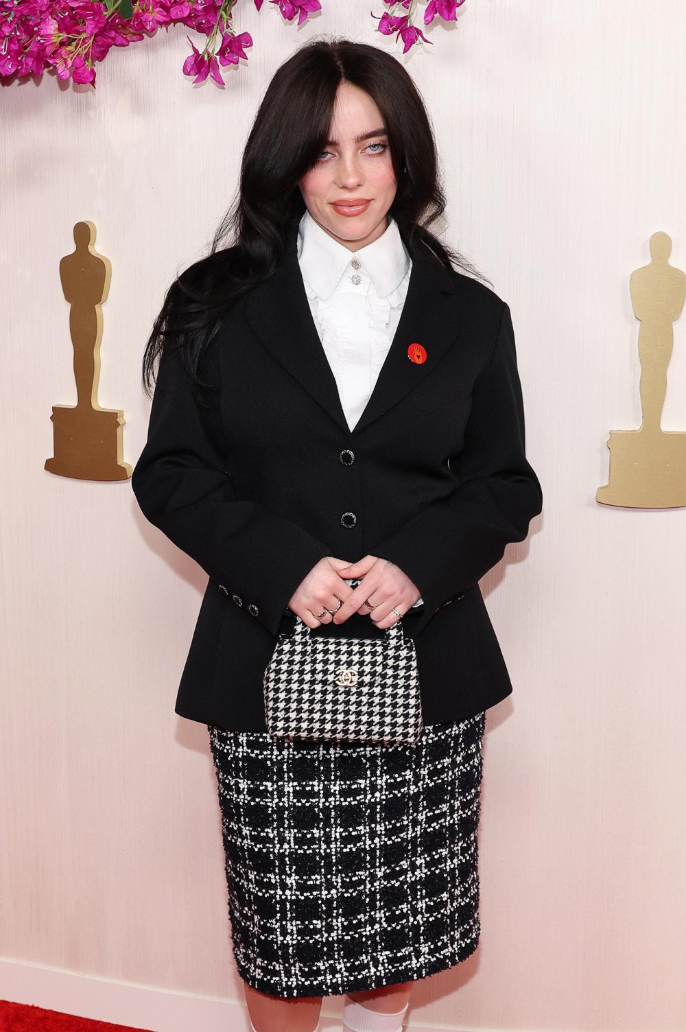 2074183460 HOLLYWOOD, CALIFORNIA - MARCH 10: Billie Eilish attends the 96th Annual Academy Awards on March 10, 2024 in Hollywood, California. (Photo by Marleen Moise/Getty Images)