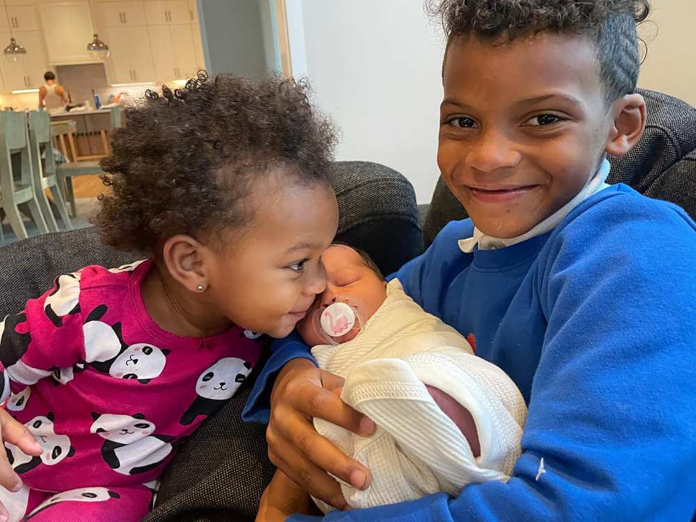 Country Singer Jimmie Allen&rsquo;s Family Guide: Meet His 6 Children