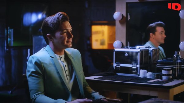Drake Bell Alleges He Was Sexually Abused as a Child by Nickelodeon Dialogue Coach Brian Peck 409